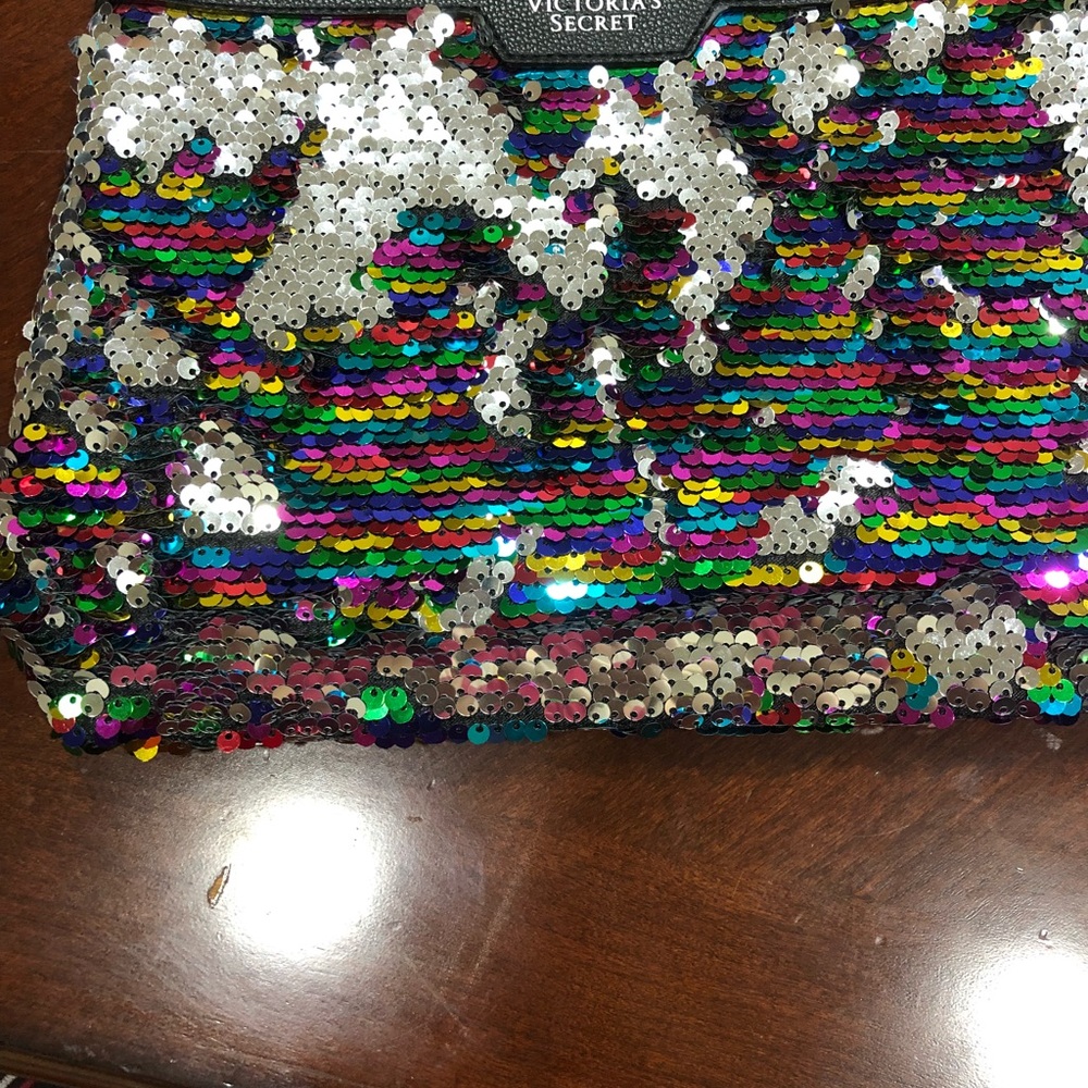 Purse - Picture 2 of 4